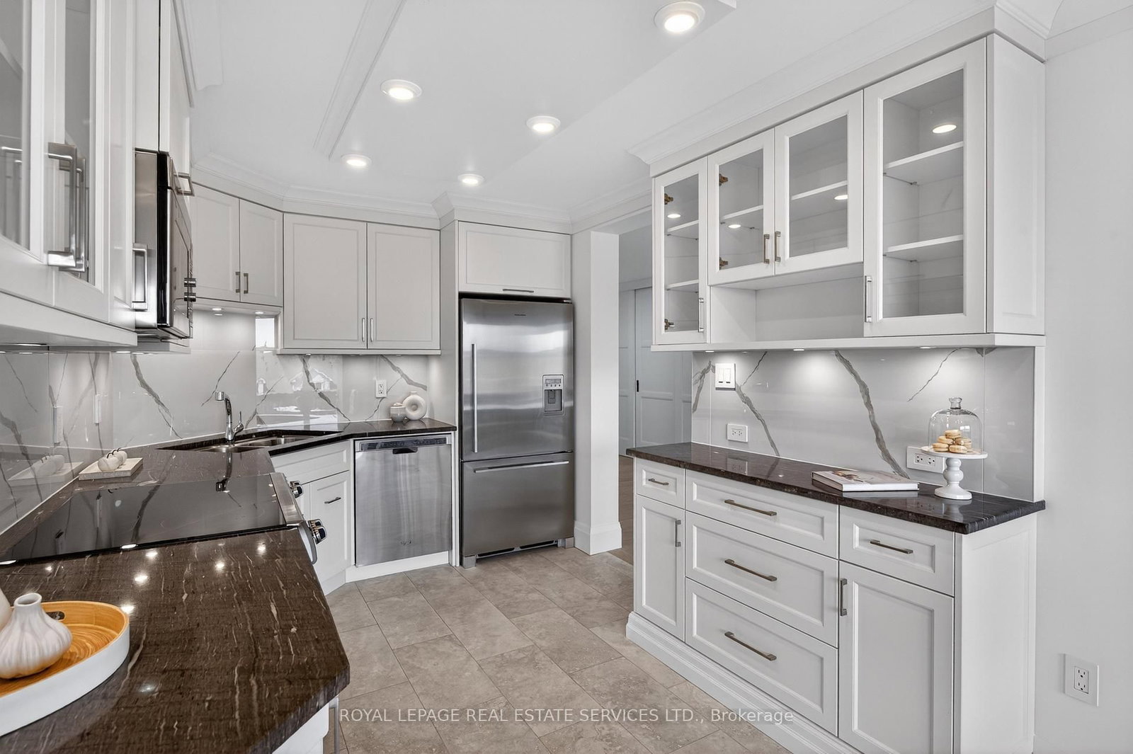 2170 Marine Drive, Unit 403 - Photo 20