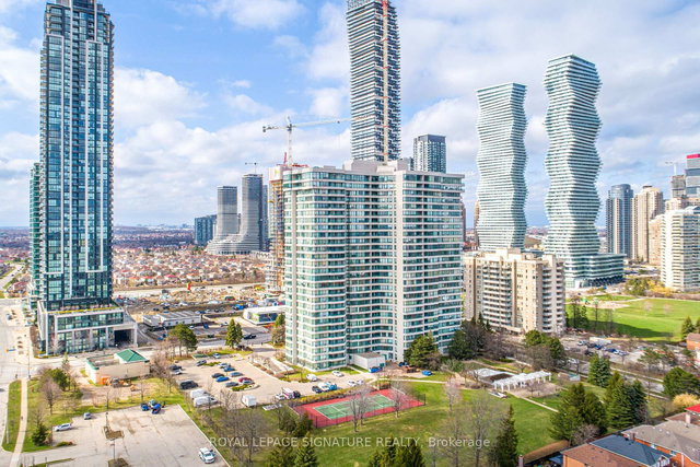 1206 - 550 Webb Drive