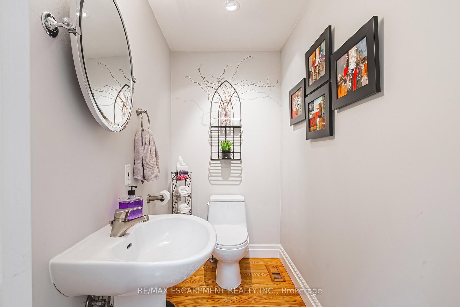 Detached House for sale at 7 Colonial Crescent, Oakville, Ontario, L6J 4K8 - Morrison - MLS: W13011222