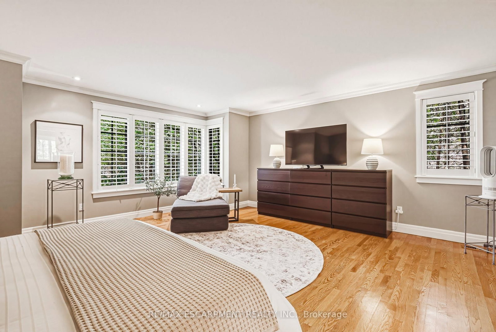 Detached House for sale at 7 Colonial Crescent, Oakville, Ontario, L6J 4K8 - Morrison - MLS: W13011222