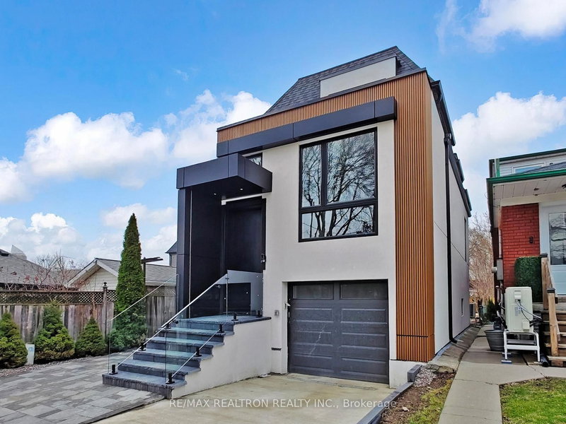 41 Algoma St, Toronto, M8Y 1C4 | Image 2