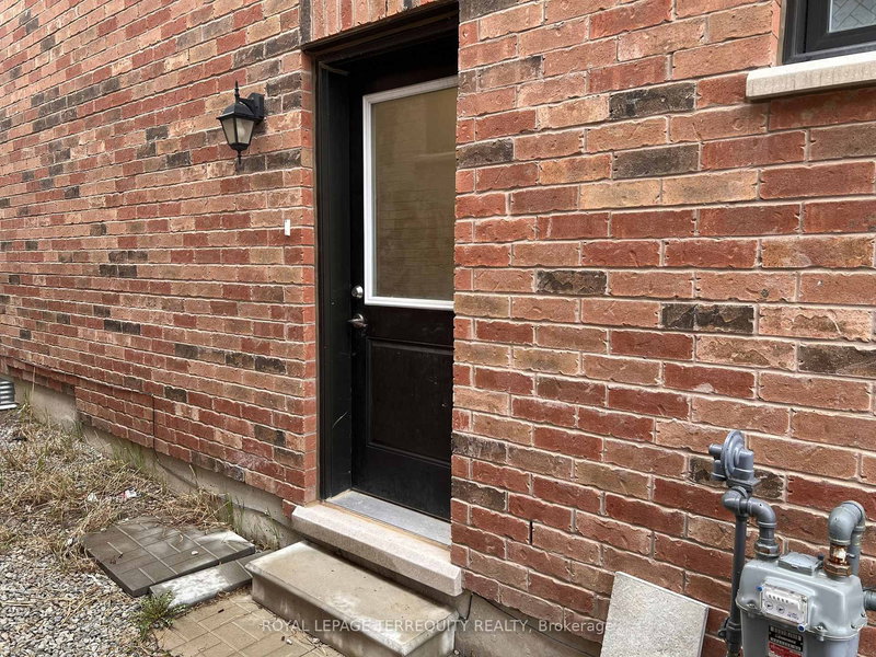 BSMT - 12 Merrimac Dr, Brampton, L6Y 6K3 | Image 3