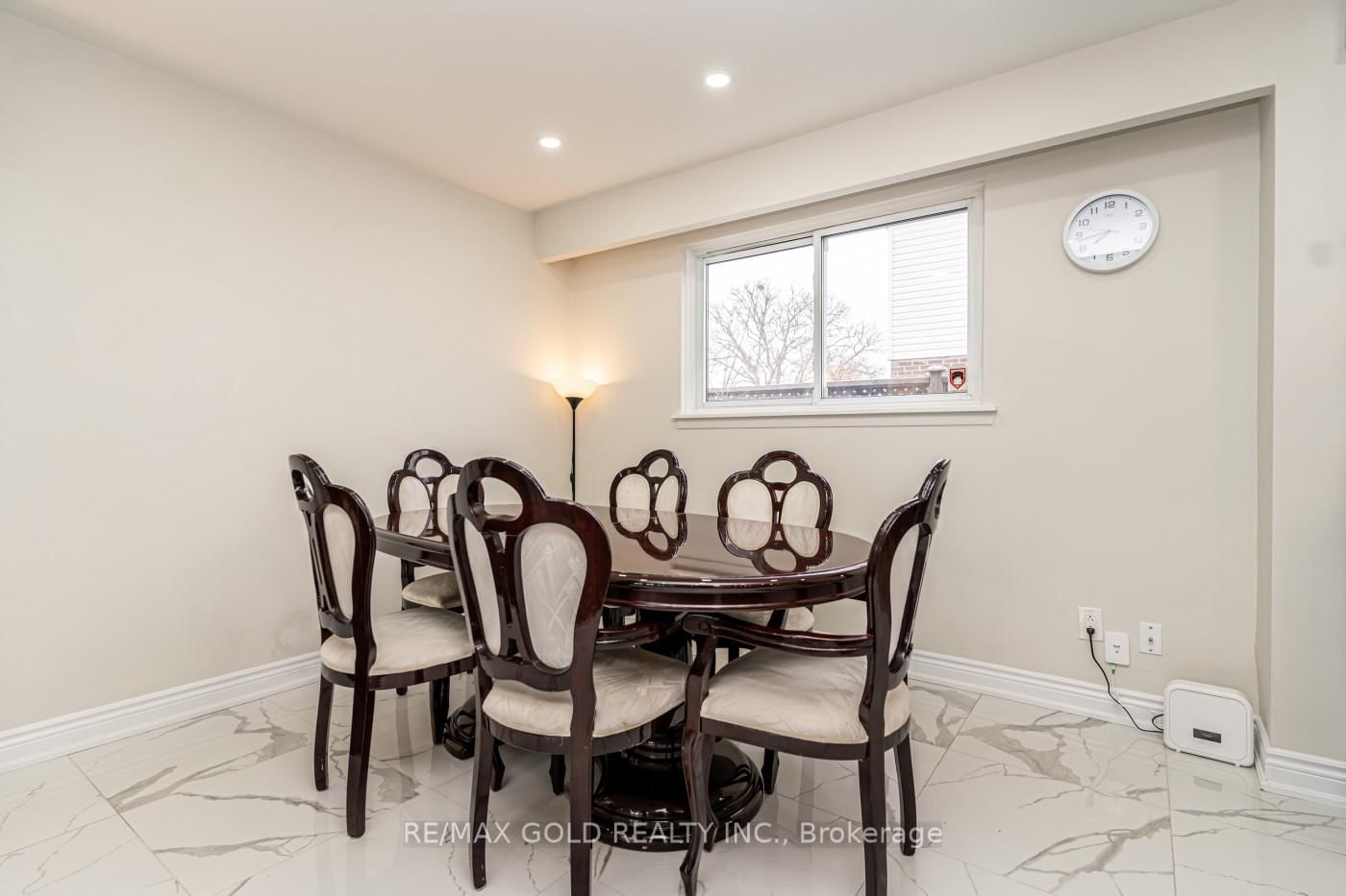 Detached House for sale at 1 Elrose Road, Brampton, Ontario, L6T 2C2 - Southgate - MLS: W13011270