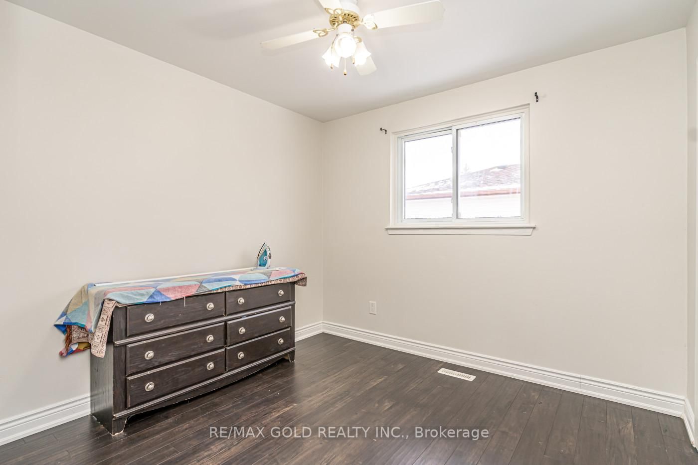 Detached House for sale at 1 Elrose Road, Brampton, Ontario, L6T 2C2 - Southgate - MLS: W13011270