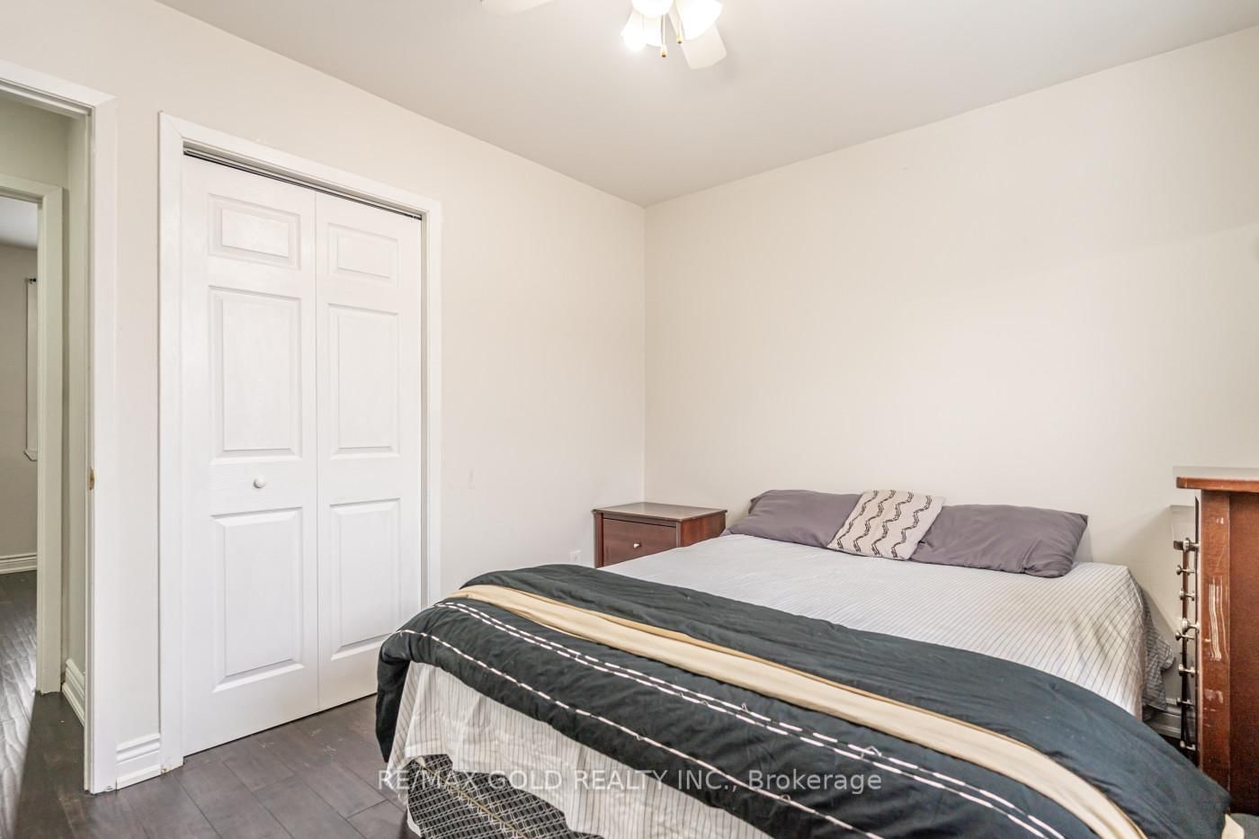 Detached House for sale at 1 Elrose Road, Brampton, Ontario, L6T 2C2 - Southgate - MLS: W13011270