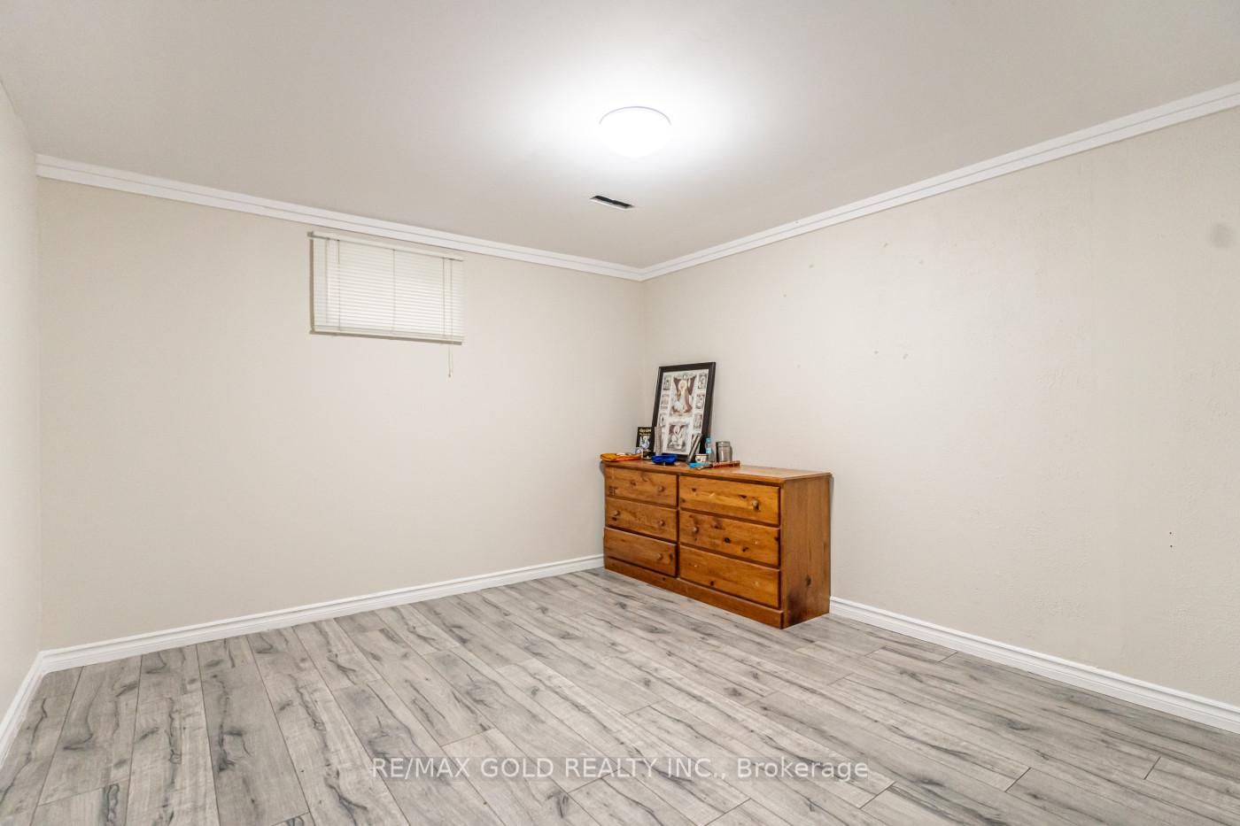 Detached House for sale at 1 Elrose Road, Brampton, Ontario, L6T 2C2 - Southgate - MLS: W13011270