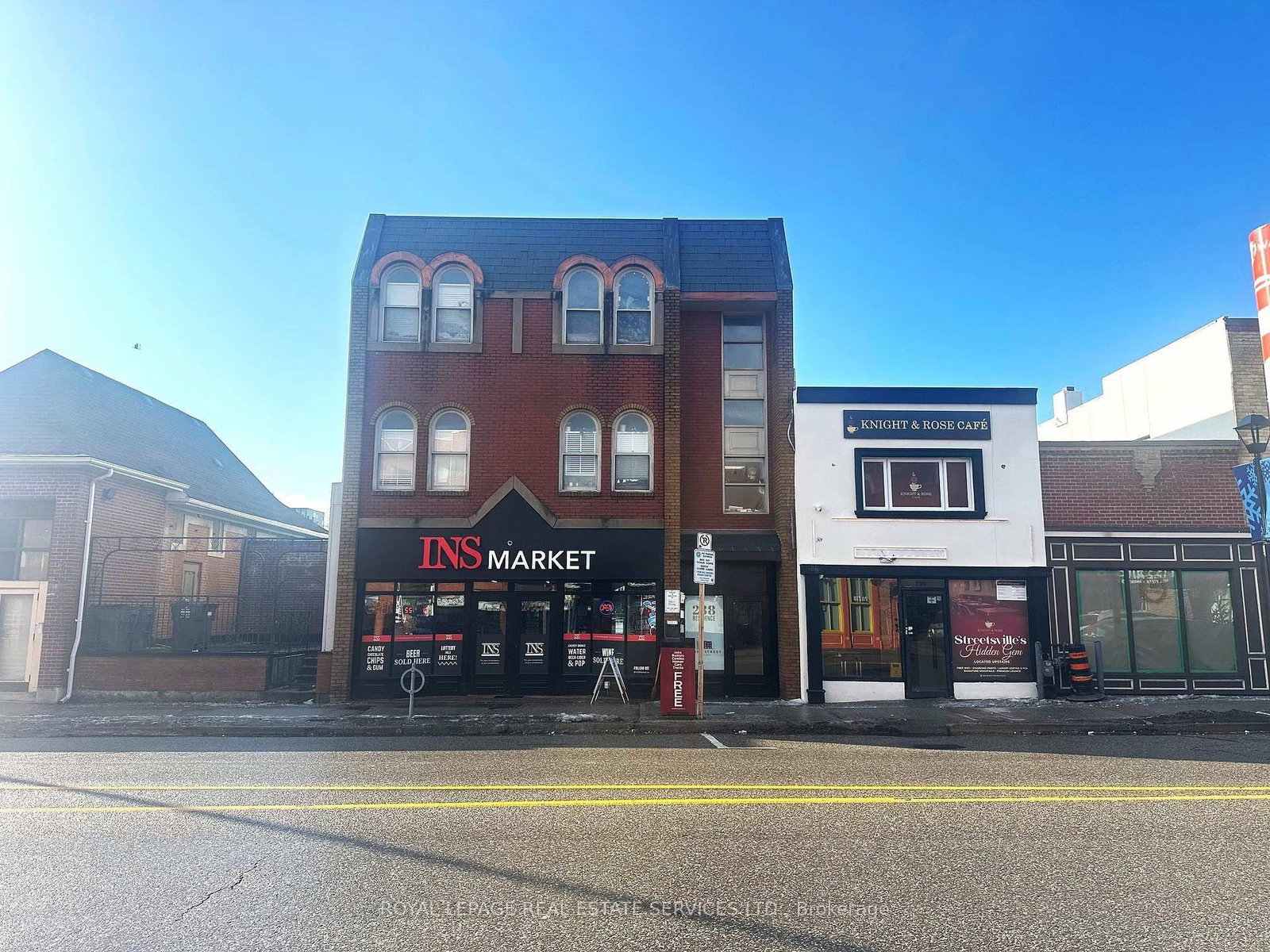 238 Queen Street S - Photo 3