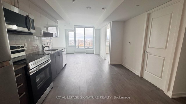 813 - 556 Marlee Avenue