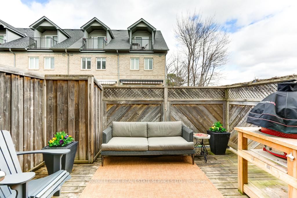 245 Van Dusen Boulevard, Unit #8 - Photo 14