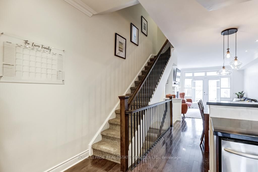 245 Van Dusen Boulevard, Unit #8 - Photo 16