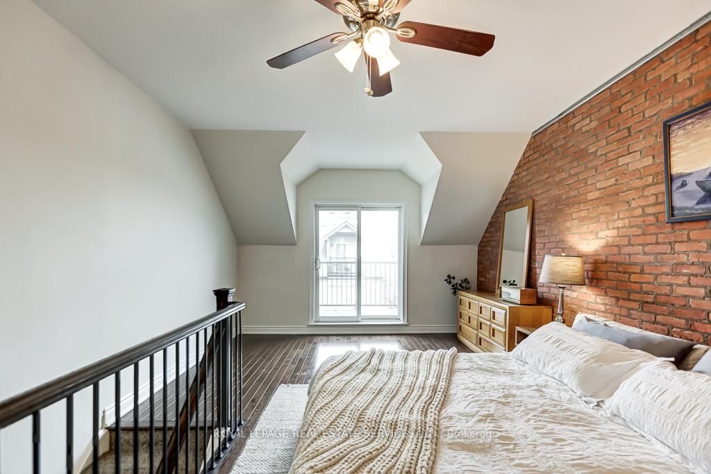 245 Van Dusen Boulevard, Unit #8 - Photo 27