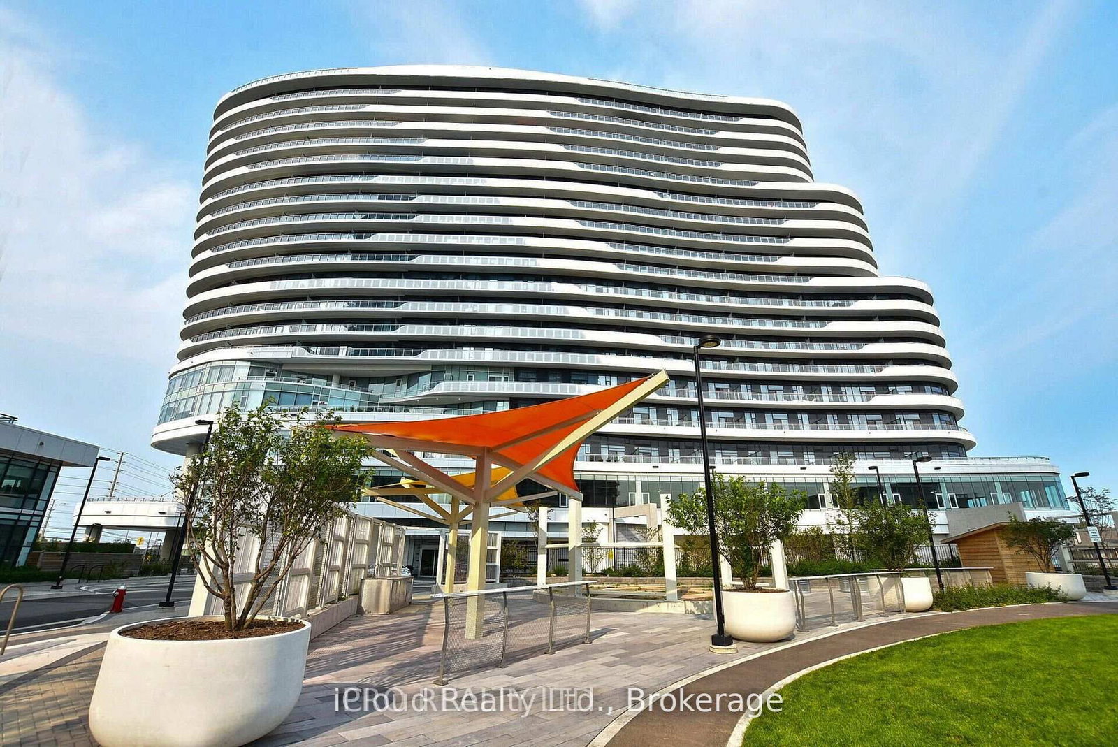 2520 Eglington Avenue, Unit 822 - Photo 2