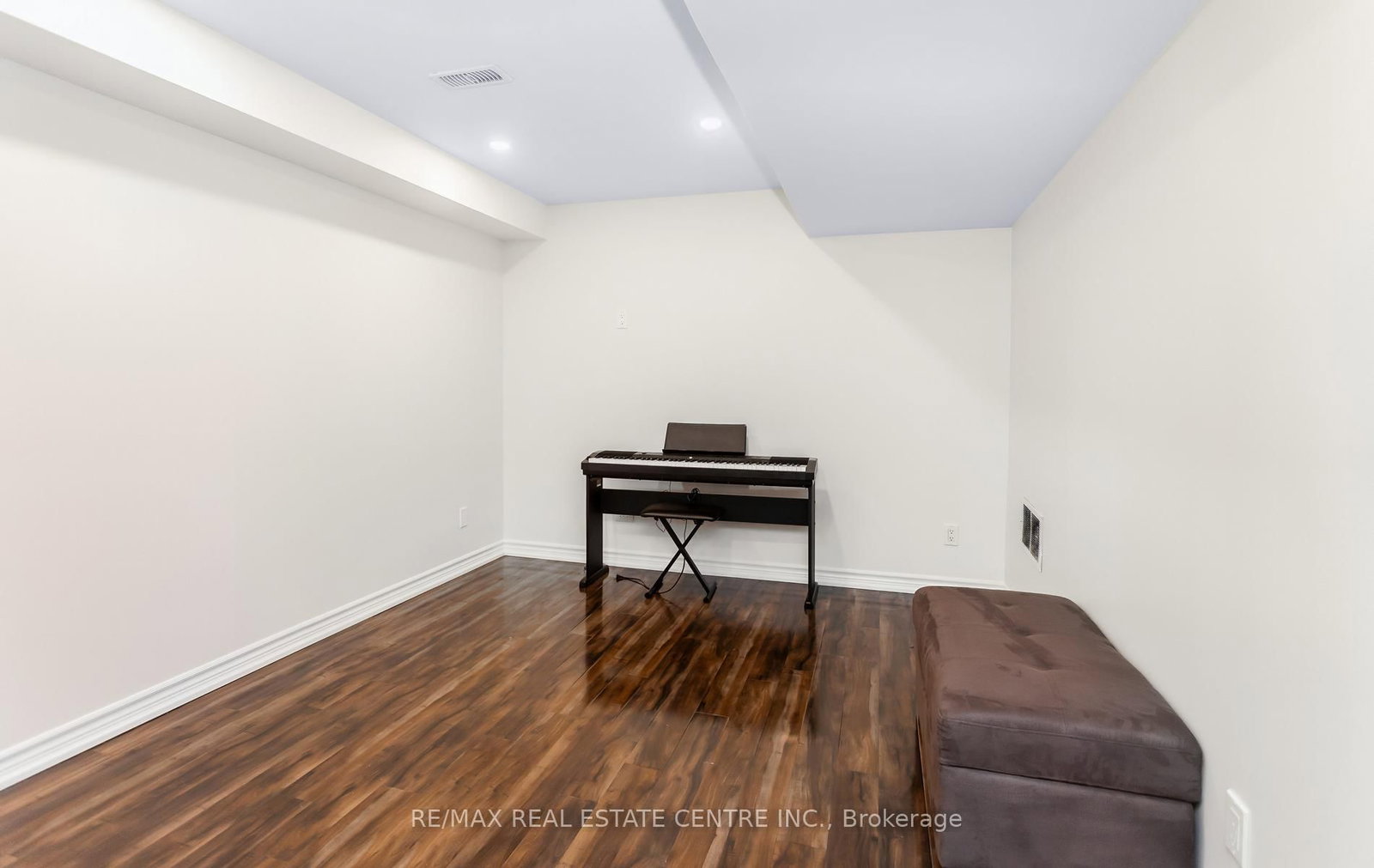 Detached House for sale at 157 Niagara Trail, Halton Hills, Ontario, L7G 0H4 - Georgetown - MLS: W13011486