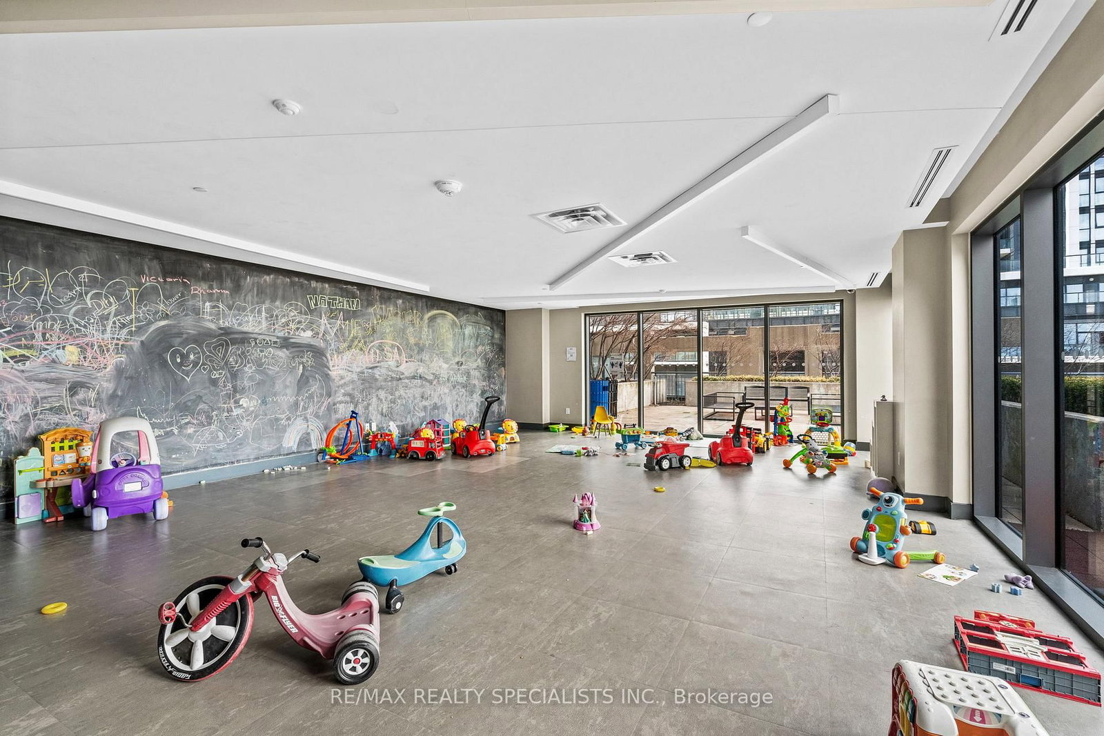 5025 Four Springs Avenue, Unit 509 - Photo 42