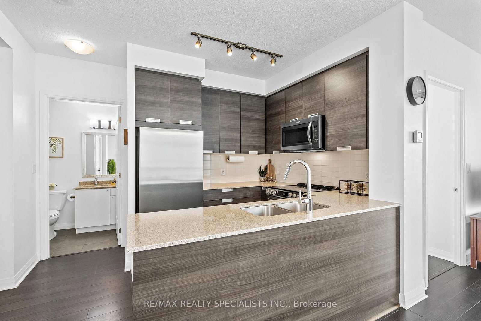 5025 Four Springs Avenue, Unit 509 - Photo 7