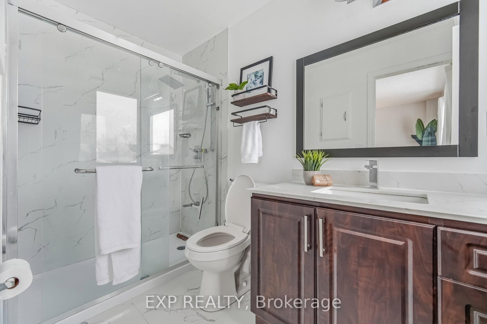 Detached House for sale at 53 Northampton Street, Brampton, Ontario, L6S 3Z6 - Westgate - MLS: W13011560