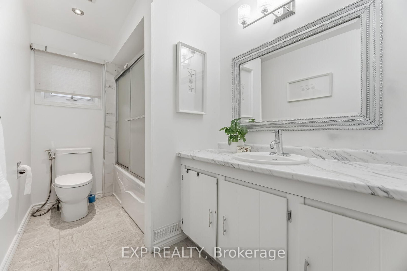 Detached House for sale at 53 Northampton Street, Brampton, Ontario, L6S 3Z6 - Westgate - MLS: W13011560