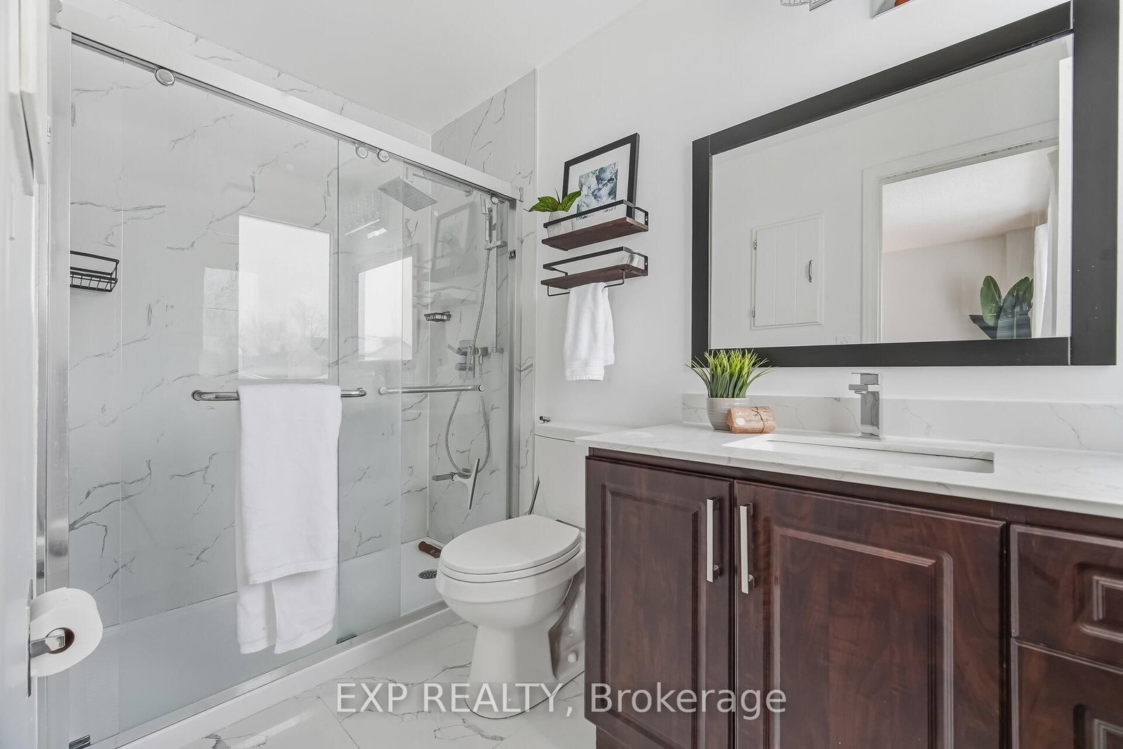 Detached House for sale at 53 Northampton Street, Brampton, Ontario, L6S 3Z6 - Westgate - MLS: W13011560