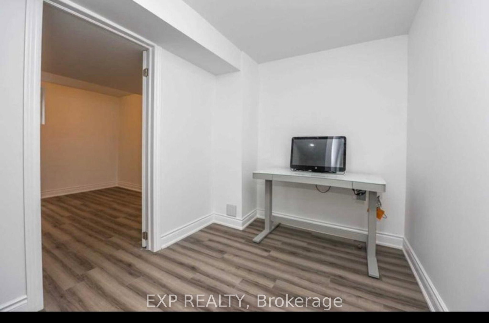 Detached House for sale at 53 Northampton Street, Brampton, Ontario, L6S 3Z6 - Westgate - MLS: W13011560