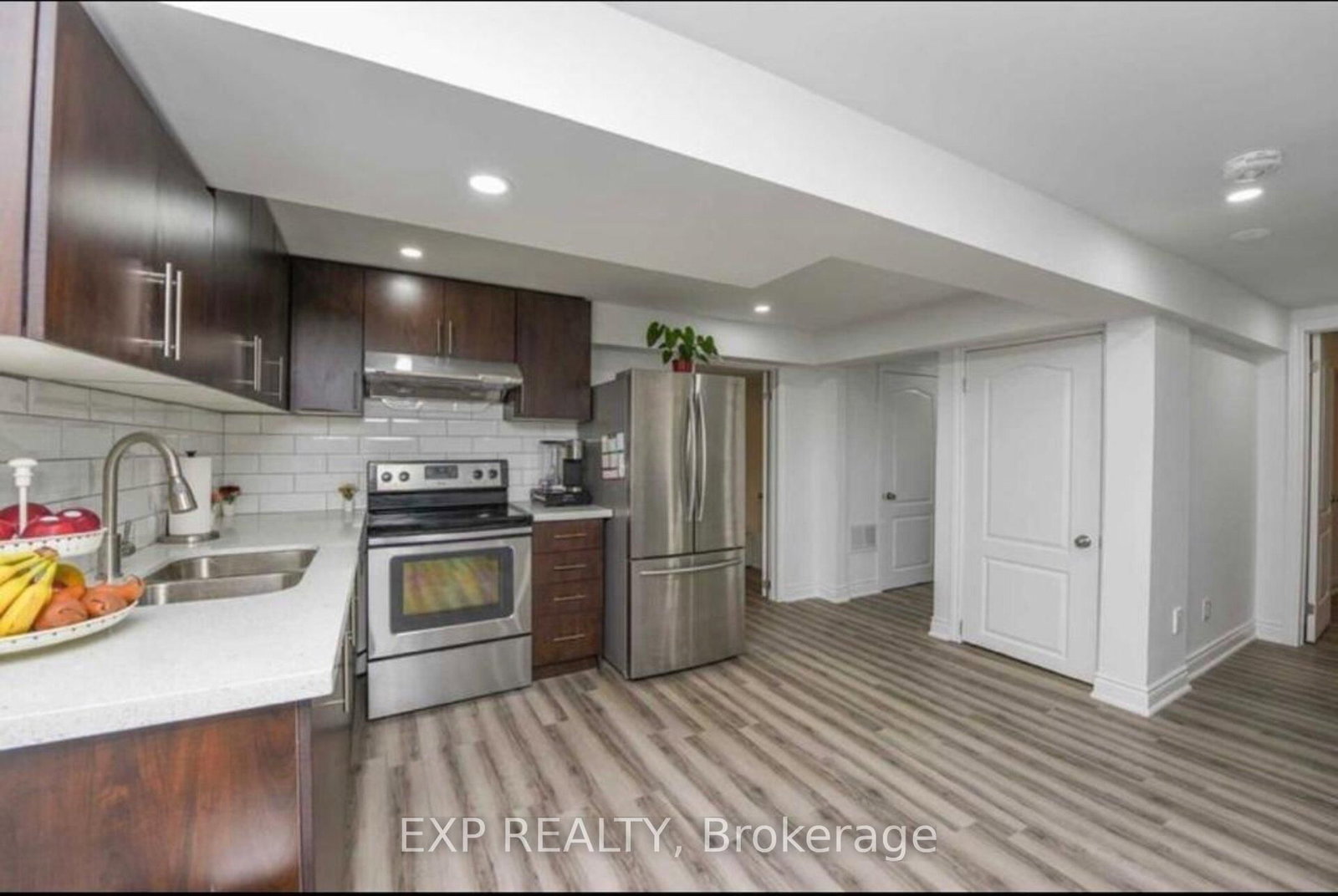 Detached House for sale at 53 Northampton Street, Brampton, Ontario, L6S 3Z6 - Westgate - MLS: W13011560