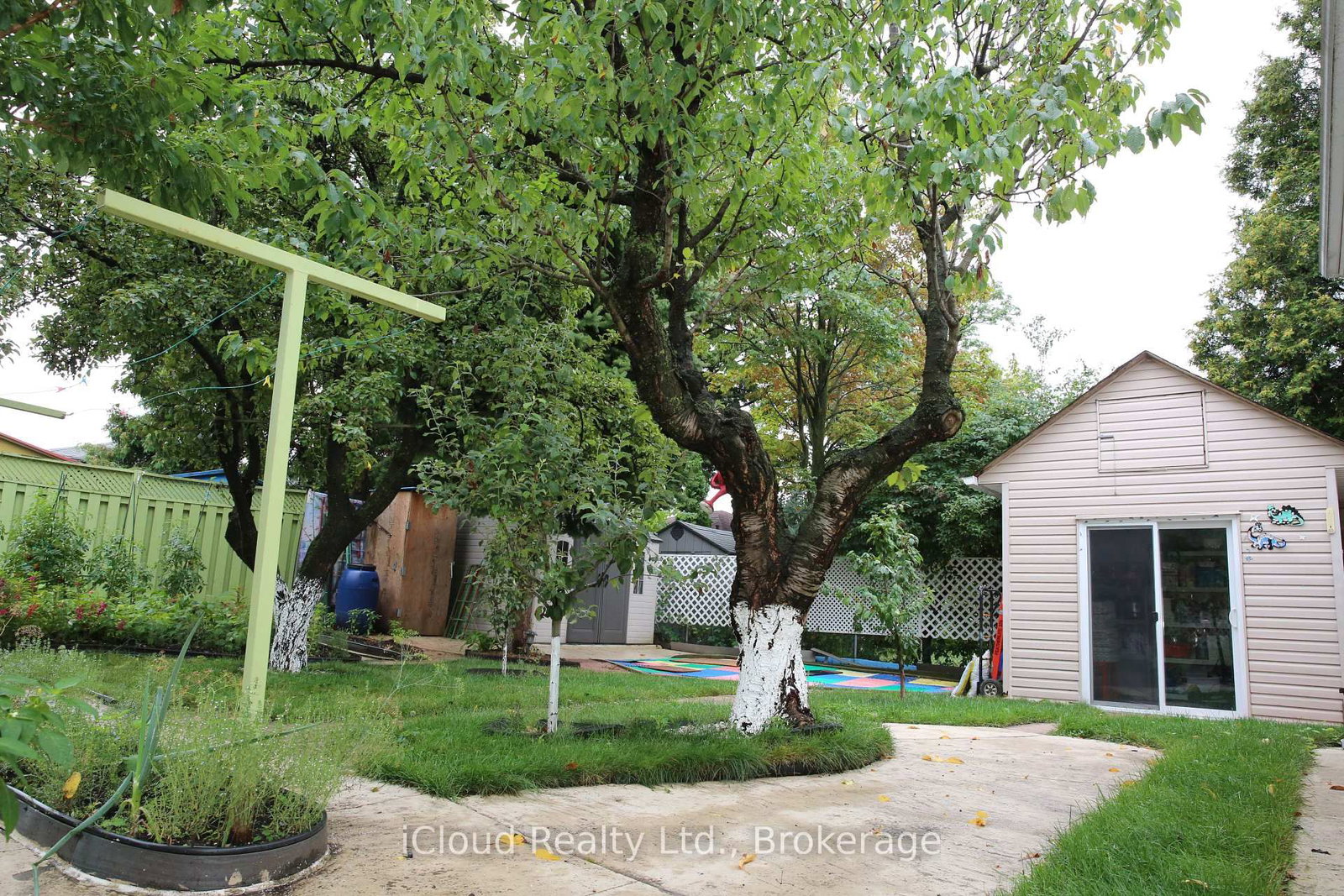 888 Bloor Street - Photo 6