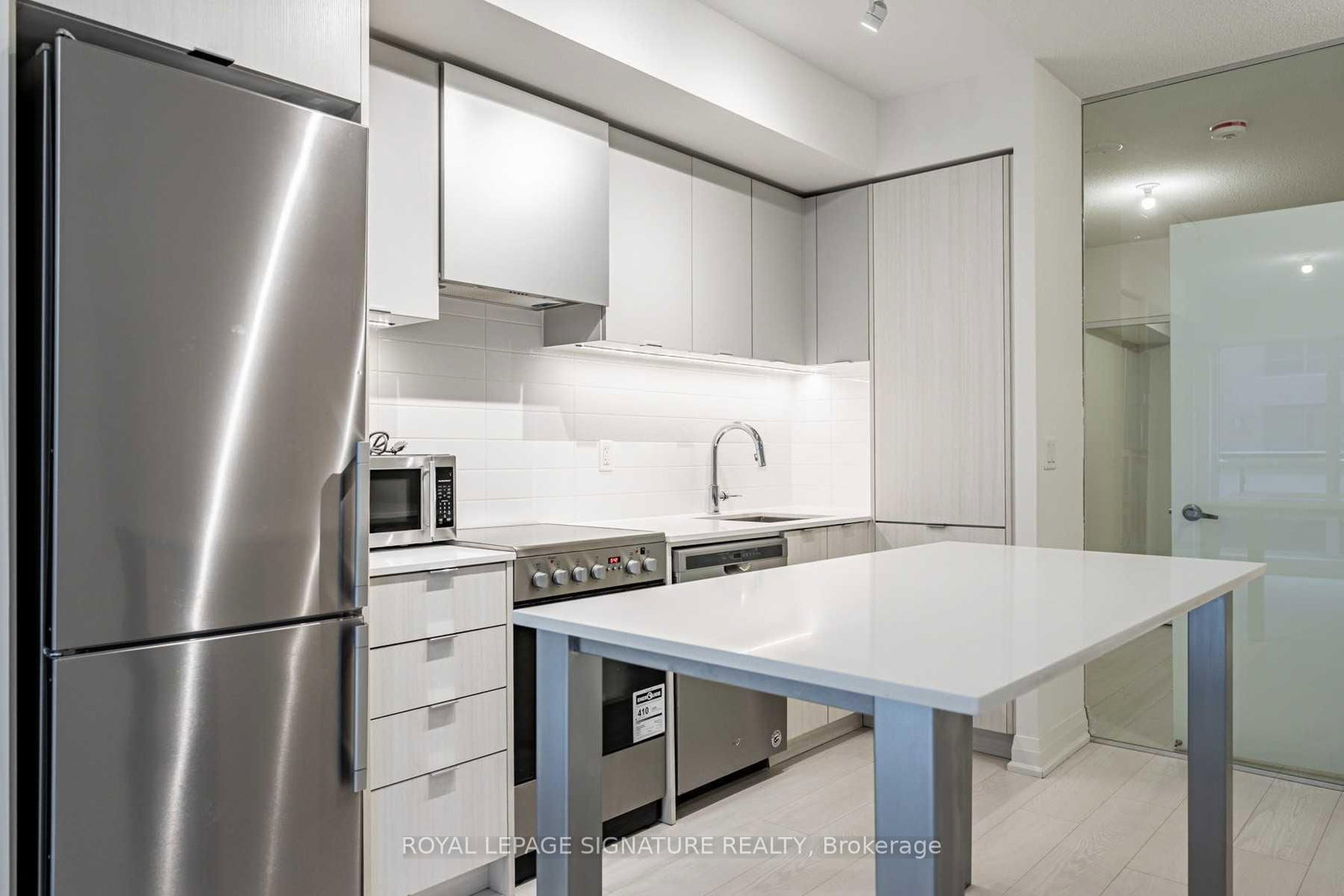 10 Gibbs Road, Unit 407 - Photo 12