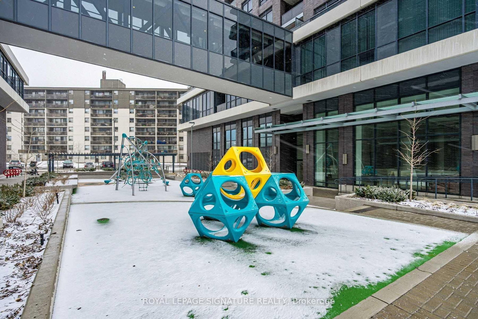 10 Gibbs Road, Unit 407 - Photo 28