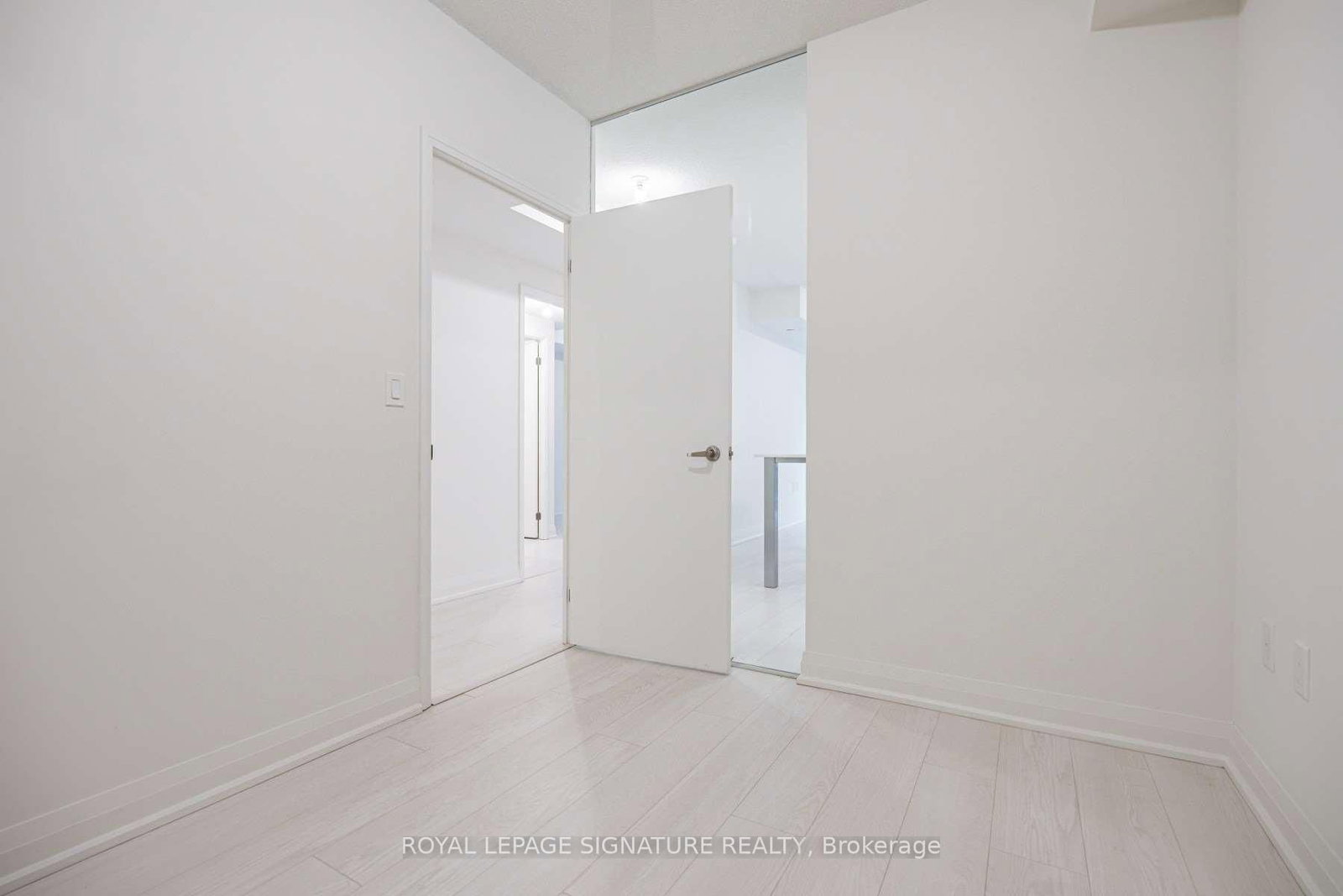 10 Gibbs Road, Unit 407 - Photo 6