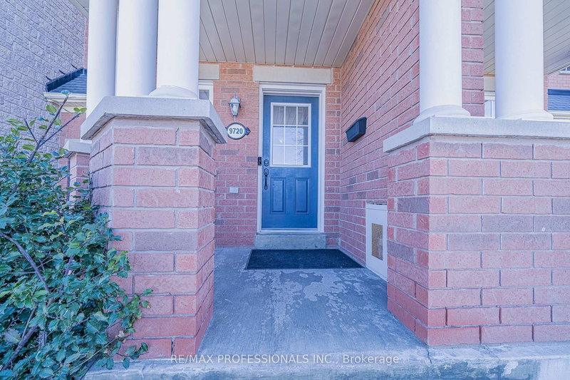 9720 McLaughlin Rd, Brampton, L6X 0T8 | Image 3