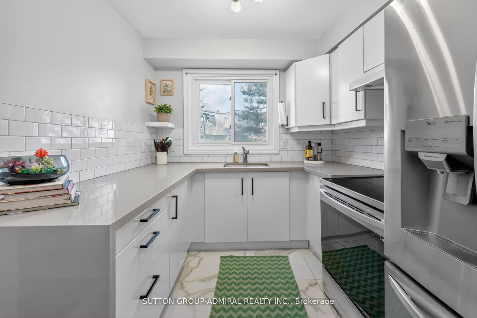 3175 Kirwin Avenue, Unit 118 - Photo 11