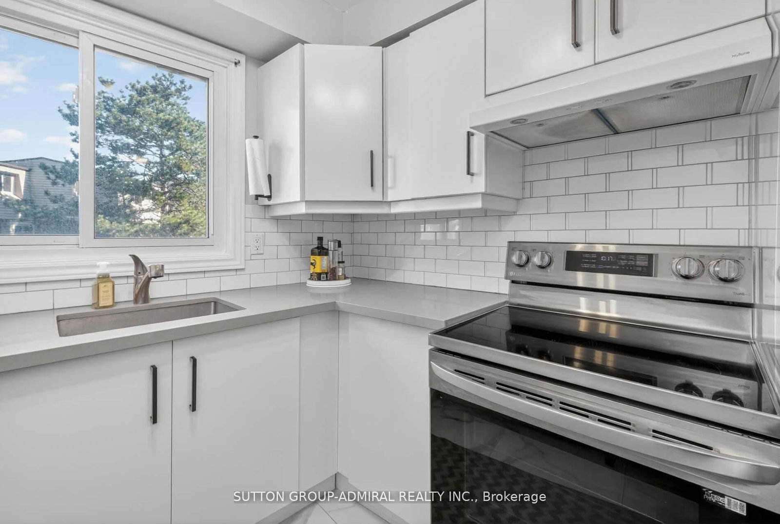 3175 Kirwin Avenue, Unit 118 - Photo 13