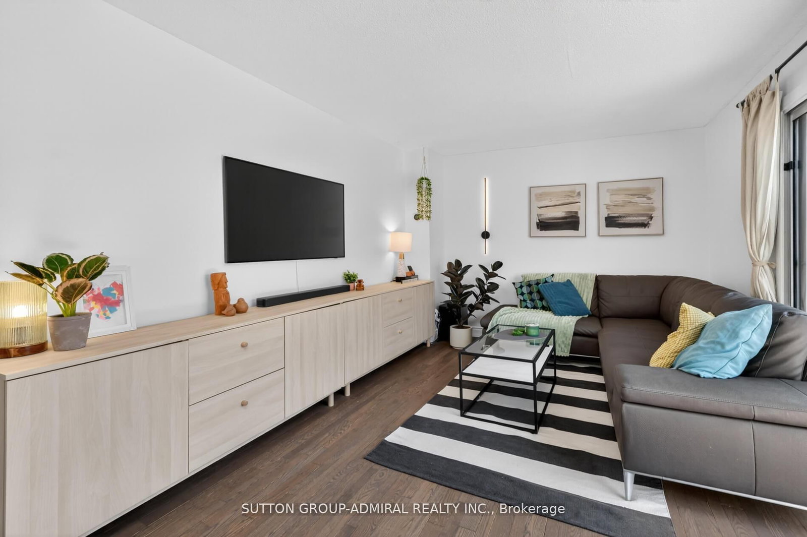 3175 Kirwin Avenue, Unit 118 - Photo 6