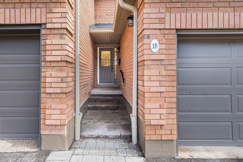 18 - 1905 Broad Hollow Gate, Mississauga, L5L 3T4 | Image 2