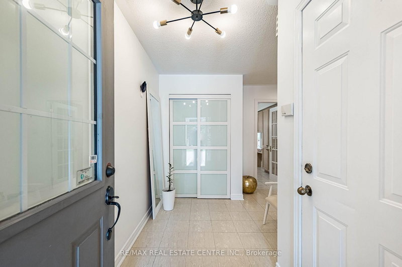 18 - 1905 Broad Hollow Gate, Mississauga, L5L 3T4 | Image 3