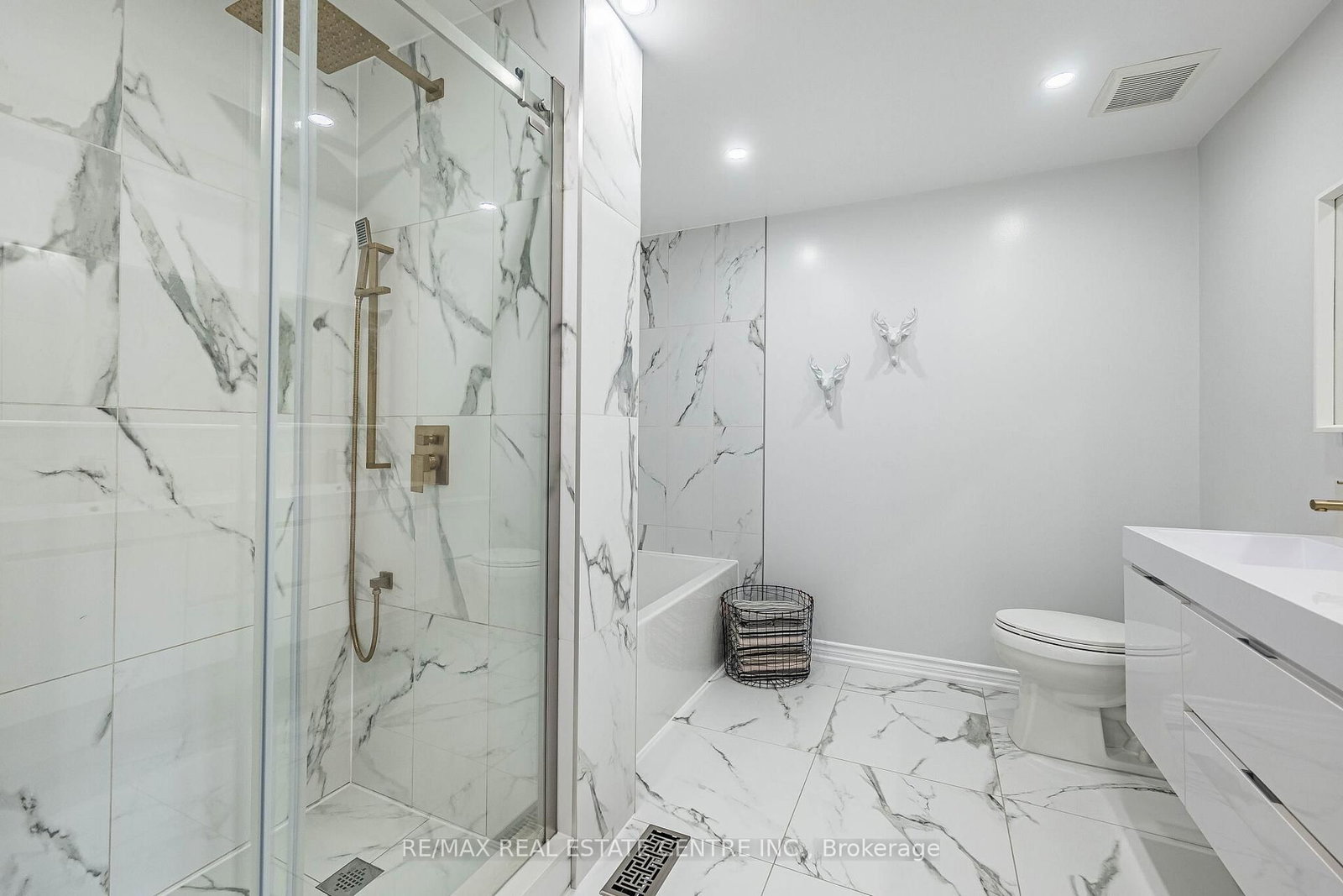 1905 Broad Hallow Gate, Unit 18 - Photo 30