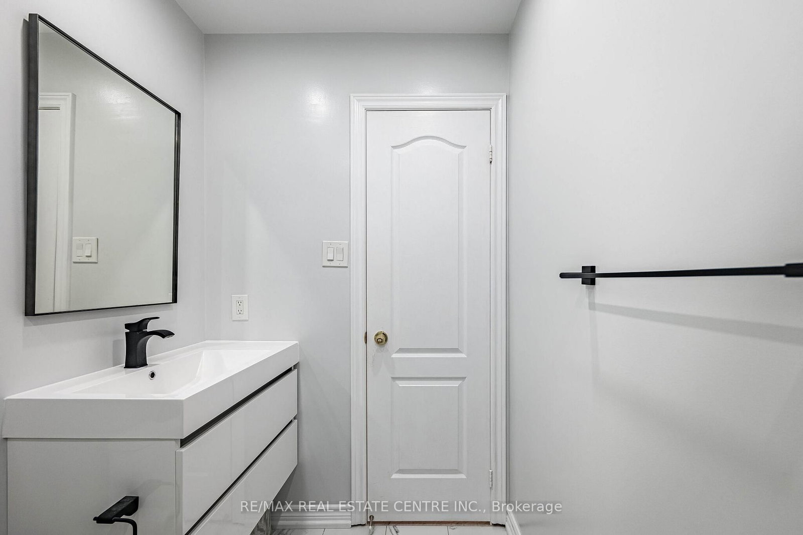 1905 Broad Hallow Gate, Unit 18 - Photo 40