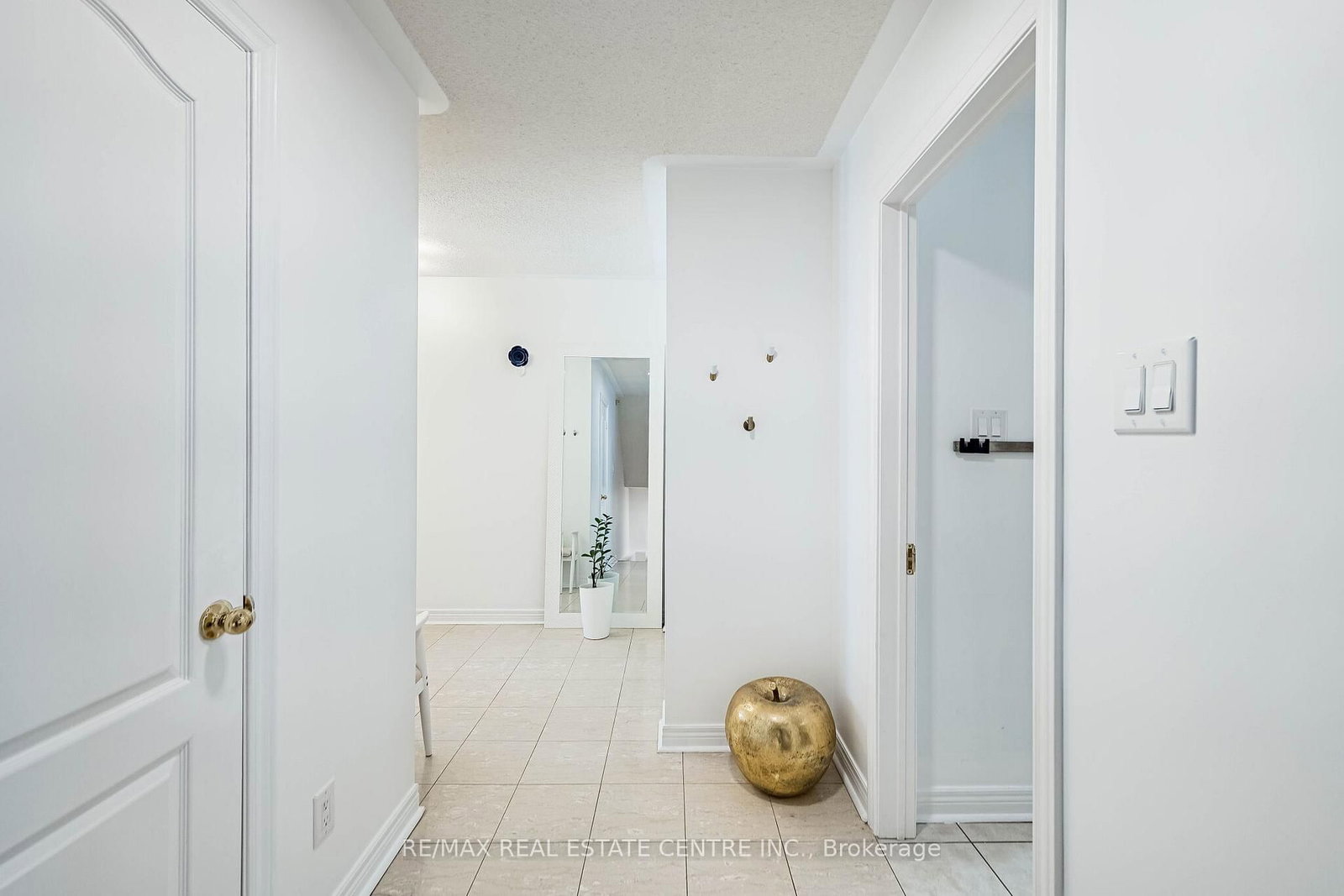 1905 Broad Hallow Gate, Unit 18 - Photo 7