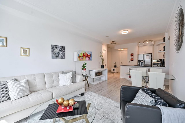 1113 - 2083 Lake Shore Boulevard W