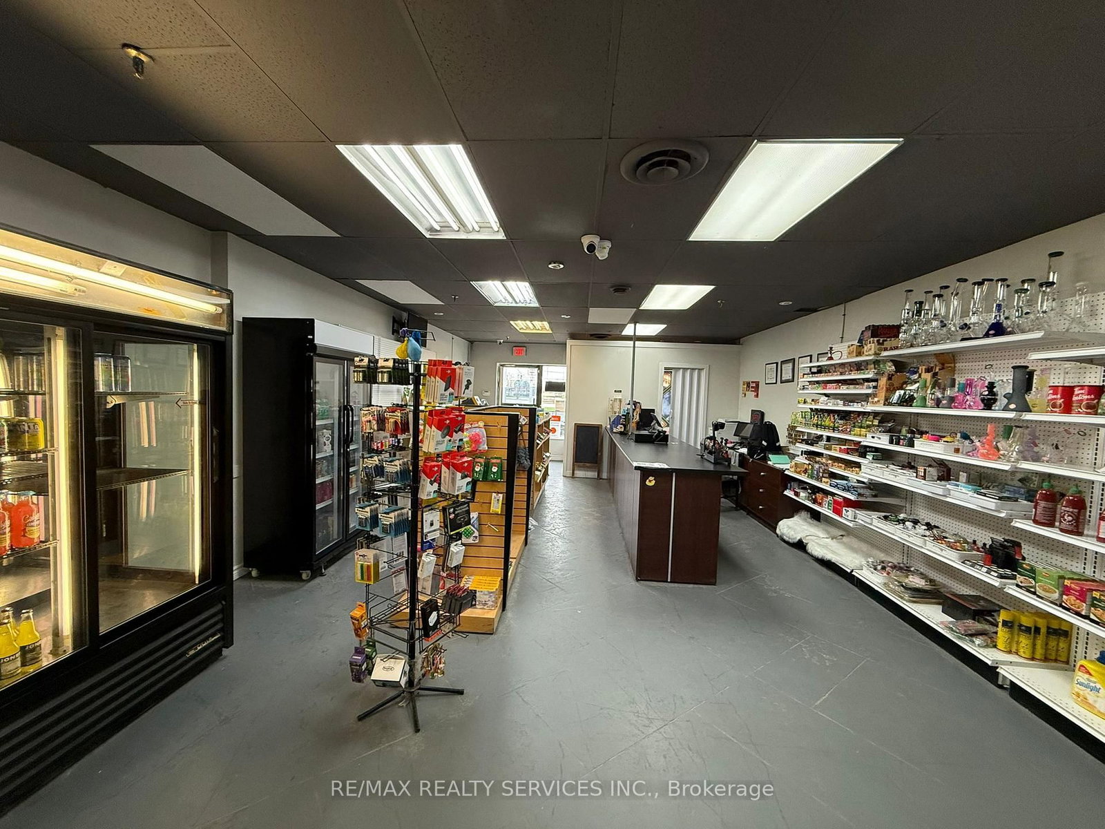 83 Kennedy Road S, Unit 17 - Photo 7