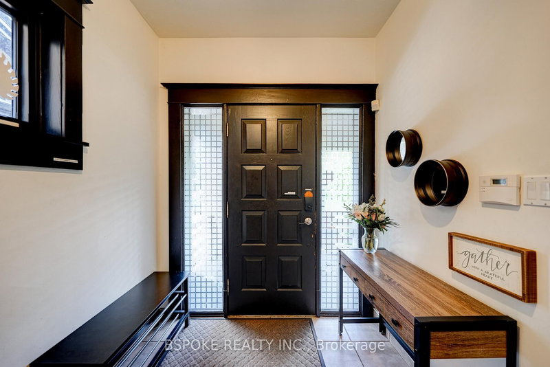 27 Rowland St, Toronto, M6P 1M2 | Image 3