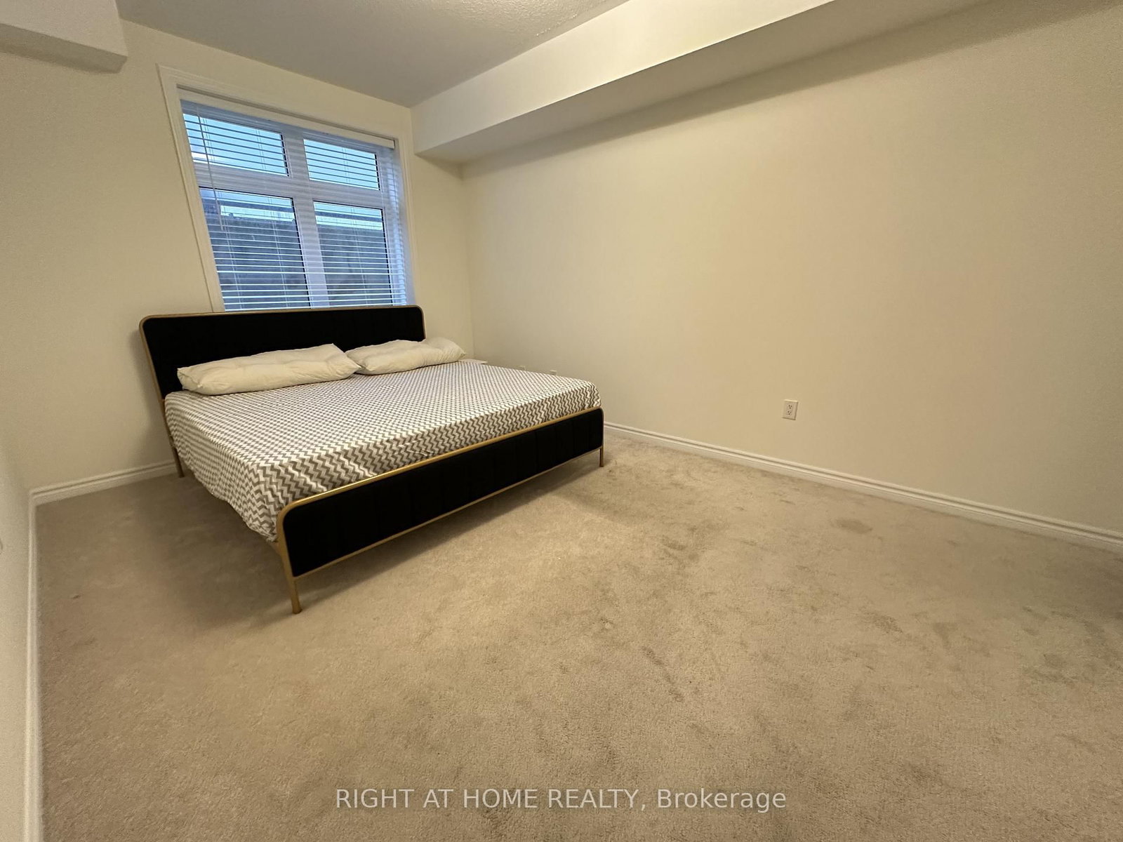 50 Halliford Place, Unit 602 - Photo 16