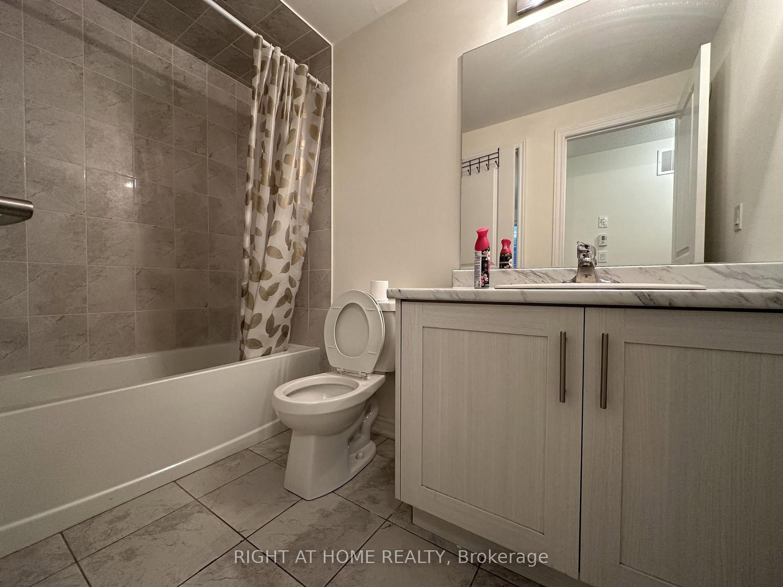 50 Halliford Place, Unit 602 - Photo 18