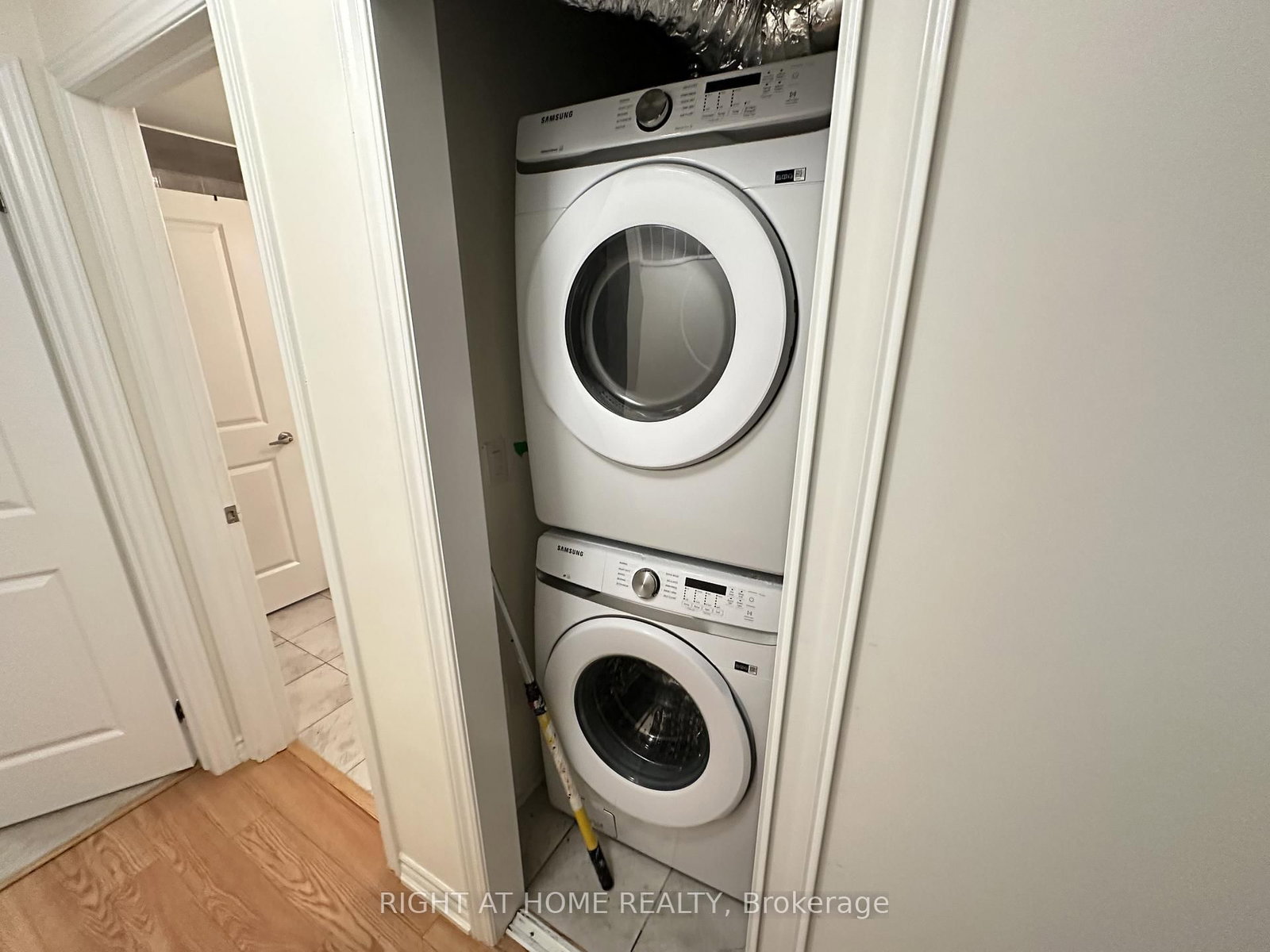 50 Halliford Place, Unit 602 - Photo 19