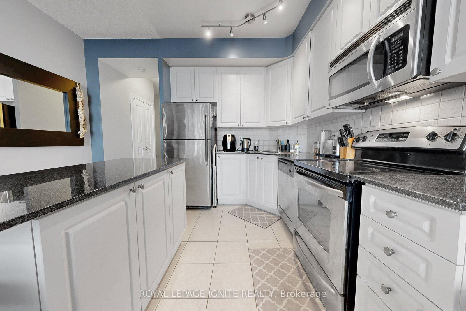 225 Webb Drive, Unit 1809 - Photo 18