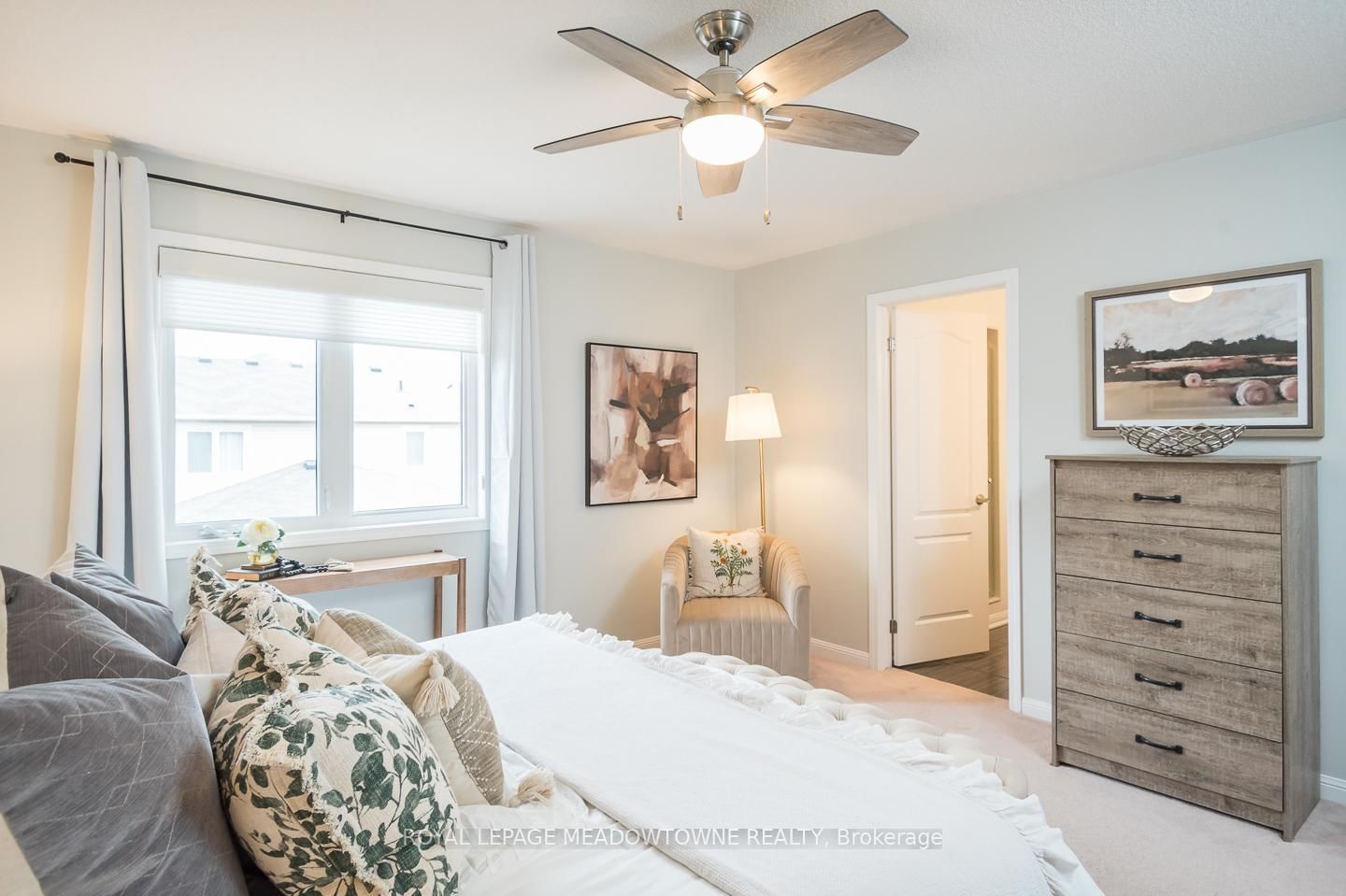 Detached House for sale at 1031 Solomon Court, Milton, Ontario, L9T 8G9 - Willmott - MLS: W13011866