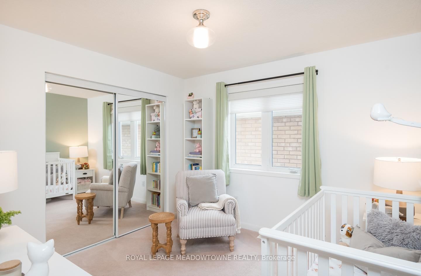 Detached House for sale at 1031 Solomon Court, Milton, Ontario, L9T 8G9 - Willmott - MLS: W13011866