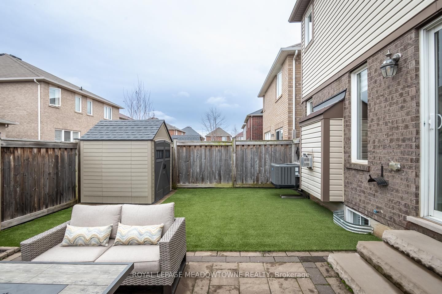 Detached House for sale at 1031 Solomon Court, Milton, Ontario, L9T 8G9 - Willmott - MLS: W13011866