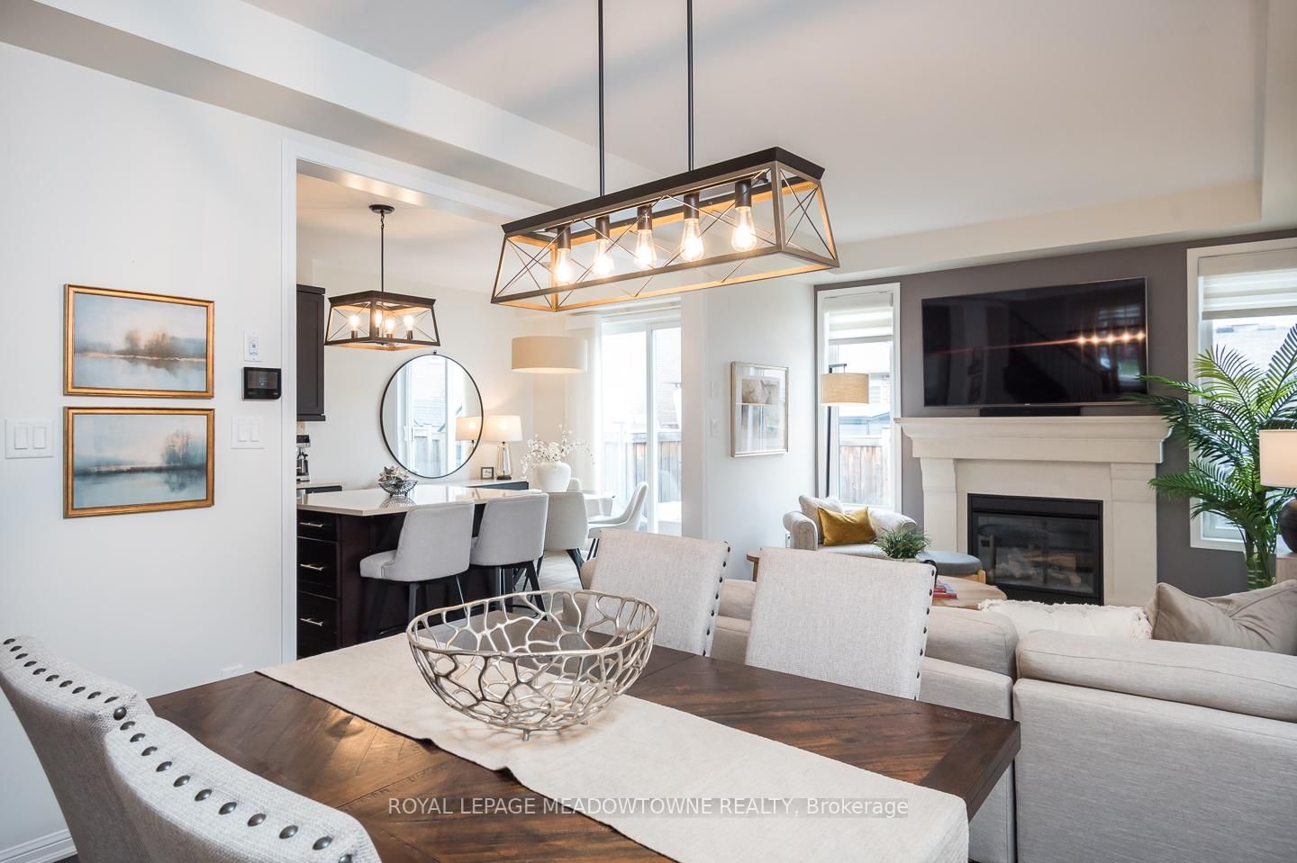 Detached House for sale at 1031 Solomon Court, Milton, Ontario, L9T 8G9 - Willmott - MLS: W13011866