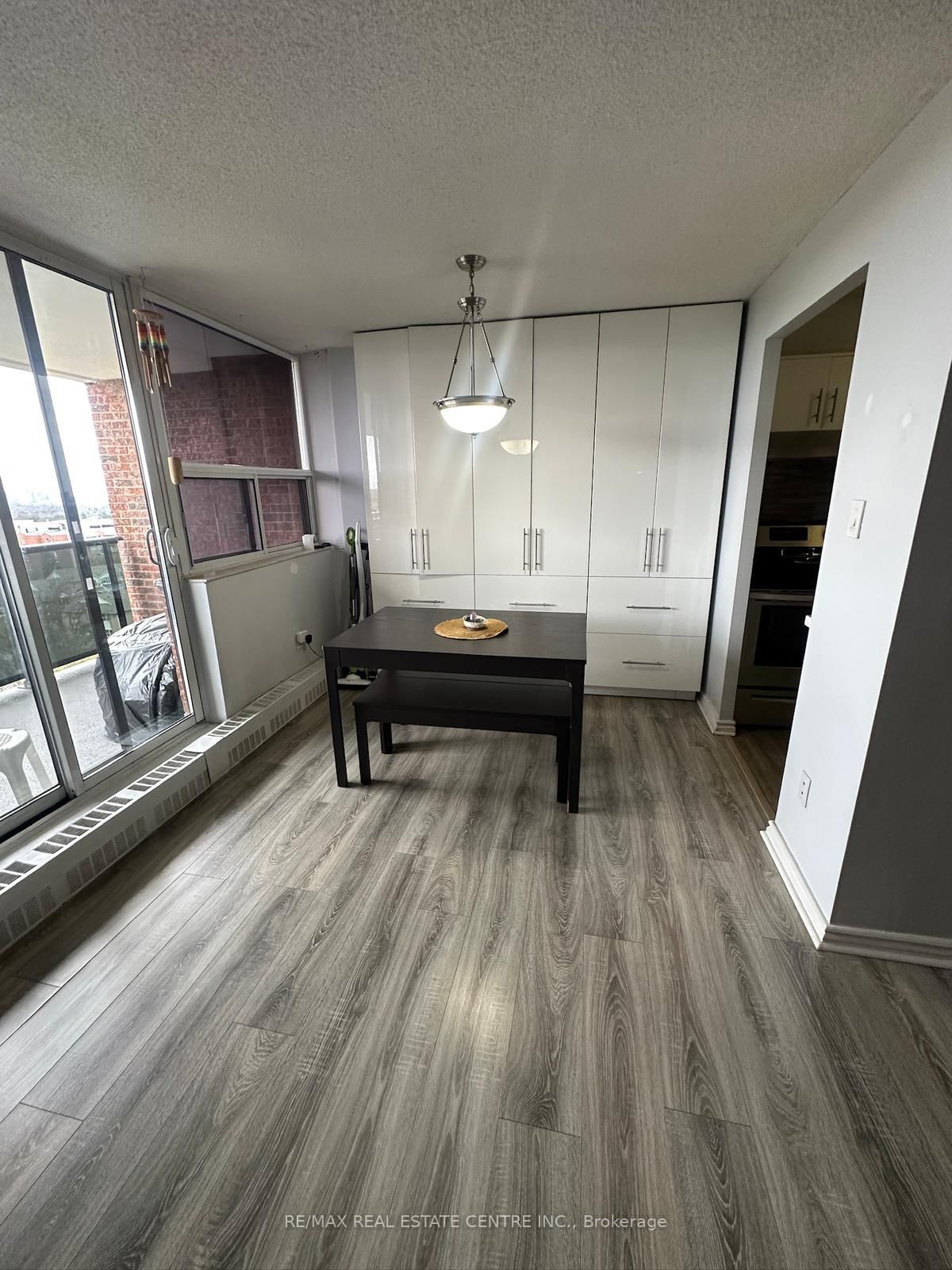 3501 Glen Eirn Drive, Unit 902 - Photo 10