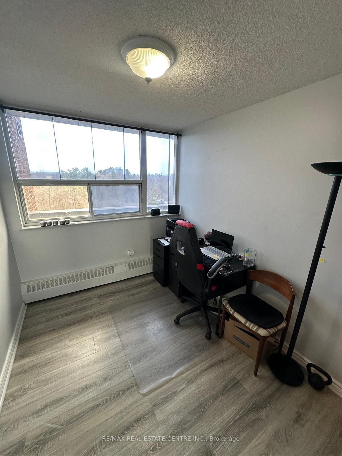 3501 Glen Eirn Drive, Unit 902 - Photo 23